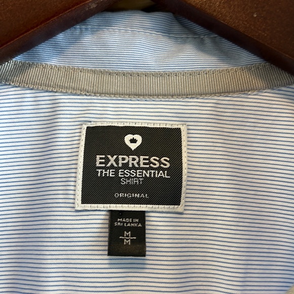 Express The Essential Button Up Collar Stripe Blouse Shirt, M - Picture 3 of 9